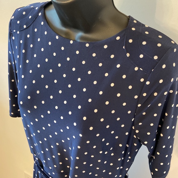Navy White Polka Dot Anne Klein Dress Size 6 Short Sleeve Side Tie - Picture 2 of 9